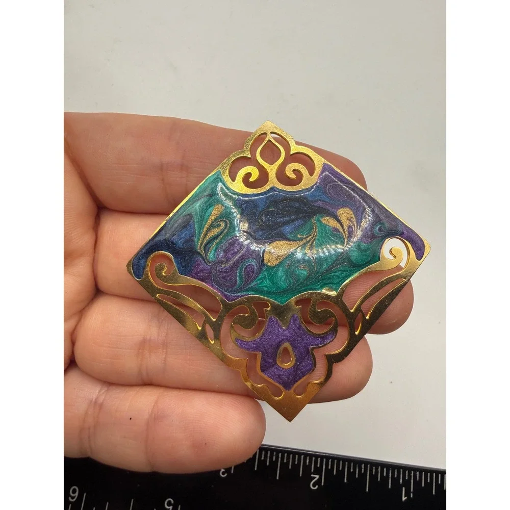 Vintage Gold Tone Enamel Filigree Diamond Brooch Purple Teal‎ Blue Swirl Pin